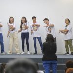 Acampamento pós-crisma 2024: quando a fé encontra a magia do cinema 5 Acampamento pós-crisma 2024