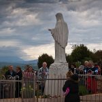 Nossa senhora de medjugorje 3 Por cj - bosnia and herzegovina apr-24-2012 164uploaded by smooth_o, cc by 2. 0, https://commons. Wikimedia. Org/w/index. Php? Curid=24910851